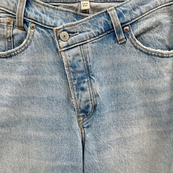ABERCROMBIE & FITCH 4 The DAD light wash crossover Curve Love relaxed fit jean - Picture 4 of 13